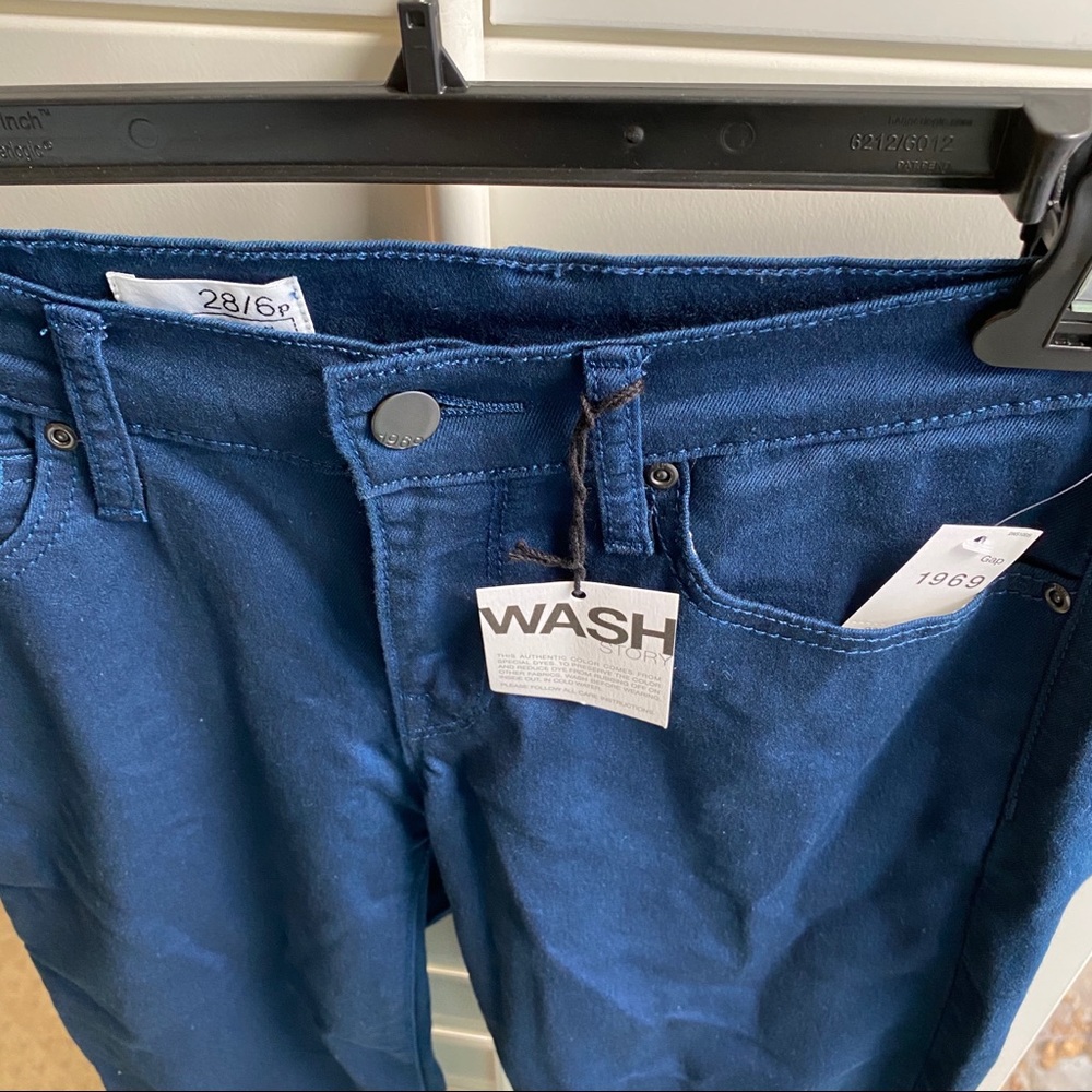*brand new* GAP 1969 series Legging Jeans
